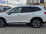 Subaru Forester 2022 года за 9 200 000 тг. в Уральск – фото 5
