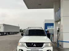 Mitsubishi Montero Sport, 2000