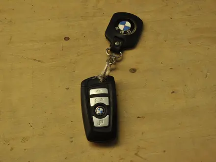 Bmw f10 ф10 ключ зажигания за 15 000 тг. в Астана