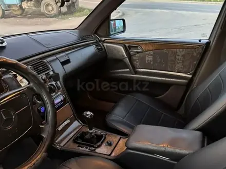 Mercedes-Benz E 280 1996 года за 1 800 000 тг. в Астана – фото 16