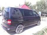 Volkswagen Multivan 2007 годаүшін8 200 000 тг. в Актобе – фото 2