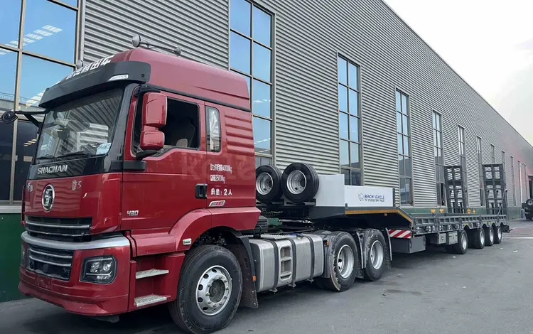 Benchi Heavy Industry  Четырехосный низкорамный полуприцеп 2025 годаүшін11 757 613 тг. в Алматы