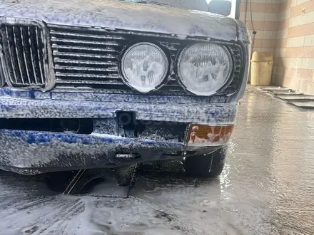 BMW 520 1983 года за 1 000 000 тг. в Караганда – фото 3