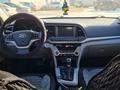 Hyundai Elantra 2018 года за 9 500 000 тг. в Караганда – фото 12