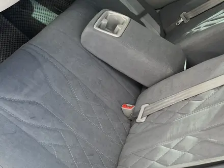 Toyota Camry 2011 года за 6 500 000 тг. в Жанаозен – фото 8