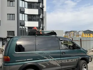 Mitsubishi Delica