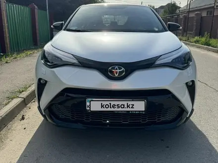 Toyota C-HR 2023 года за 13 500 000 тг. в Алматы