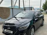 Hyundai Accent 2018 года за 7 100 000 тг. в Актобе – фото 2