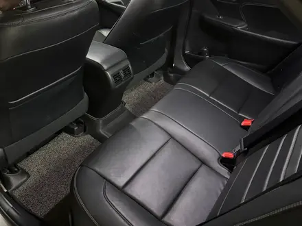 Toyota Camry 2016 года за 11 250 000 тг. в Алматы – фото 5