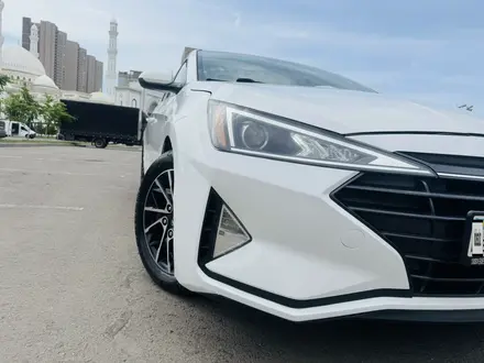 Hyundai Elantra 2019 года за 6 750 000 тг. в Астана – фото 2