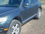 Volkswagen Touareg 2004 года за 5 600 000 тг. в Астана