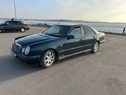 Mercedes-Benz E 230 1996 года за 2 200 000 тг. в Кокшетау – фото 6