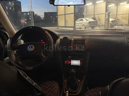 Volkswagen Golf 2001 года за 1 950 000 тг. в Караганда – фото 8