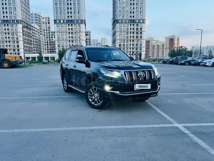 Toyota Land Cruiser Prado 2020 года за 23 900 000 тг. в Астана