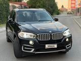BMW X5 2017 года за 19 000 000 тг. в Алматы – фото 2