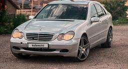 Mercedes-Benz C 180 2001 года за 2 800 000 тг. в Алматы – фото 2