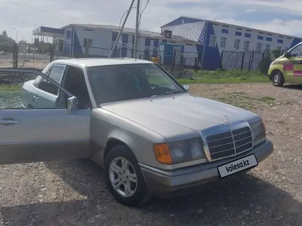 Mercedes-Benz E 260 1989 года за 1 300 000 тг. в Шымкент