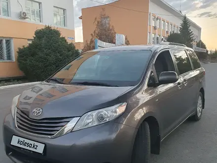 Toyota Sienna 2017 года за 14 500 000 тг. в Тараз – фото 8