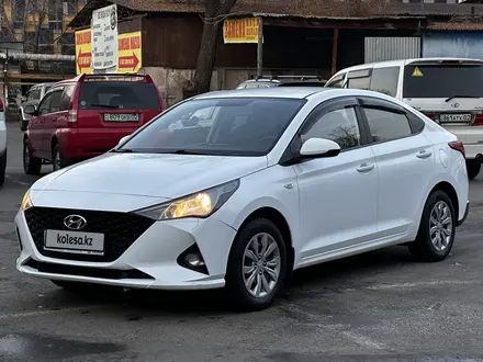 Hyundai Accent 2020 года за 6 900 000 тг. в Алматы – фото 3