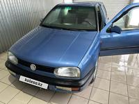 Volkswagen Golf 1993 годаfor1 050 000 тг. в Туркестан