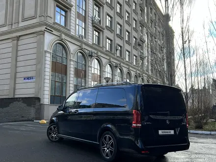 Mercedes-Benz V 300 2023 года за 58 000 000 тг. в Астана – фото 3