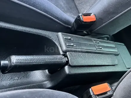 Volkswagen Passat 1995 года за 1 600 000 тг. в Астана – фото 8
