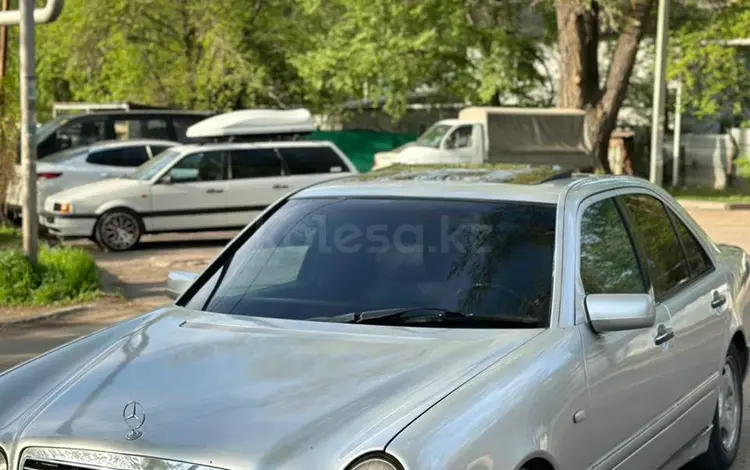 Mercedes-Benz E 320 1998 года за 3 700 000 тг. в Алматы
