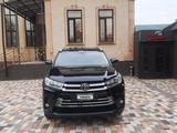 Toyota Highlander 2019 года за 19 000 000 тг. в Шымкент – фото 3