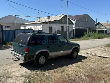 Chevrolet Blazer 1995 года за 1 100 000 тг. в Атырау – фото 5