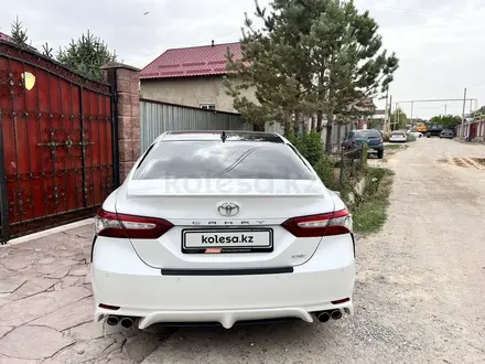 Toyota Camry 2020 года за 21 300 000 тг. в Алматы – фото 13
