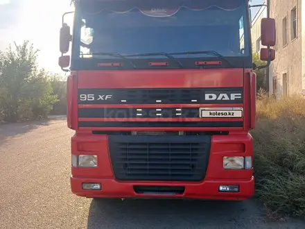 DAF  XF 95 1999 года за 13 500 000 тг. в Уральск