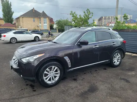 Infiniti FX35 2011 года за 8 500 000 тг. в Астана