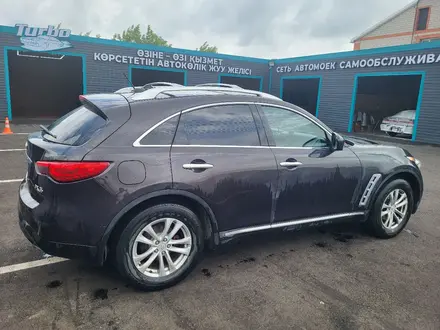 Infiniti FX35 2011 года за 8 500 000 тг. в Астана – фото 3