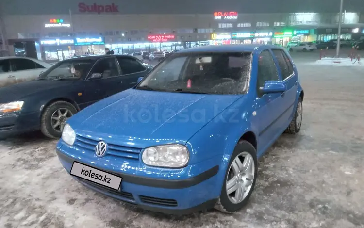 Volkswagen Golf 1999 года за 2 800 000 тг. в Астана