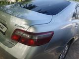 Toyota Camry 2007 года за 6 000 000 тг. в Шымкент – фото 2