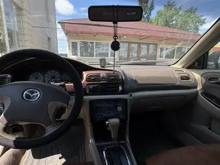 Mazda 626, 2001