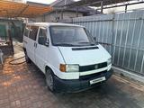 Volkswagen Transporter 1993 года за 2 300 000 тг. в Алматы