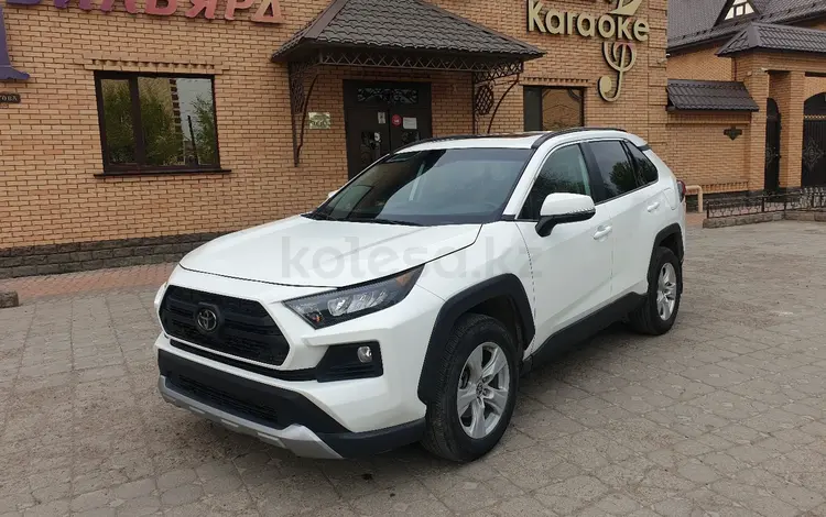 Toyota RAV4 2020 года за 16 500 000 тг. в Алматы