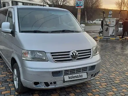 Volkswagen Caravelle 2008 года за 7 000 000 тг. в Тараз – фото 2