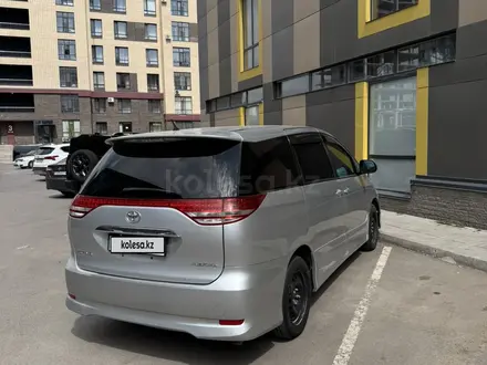Toyota Estima 2007 года за 5 000 000 тг. в Астана – фото 3