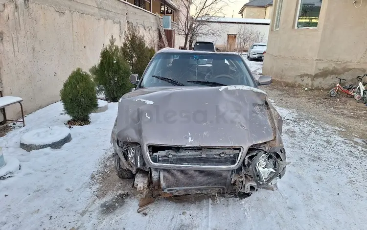 Audi A6 1995 года за 800 000 тг. в Тараз