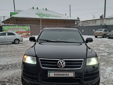 Volkswagen Touareg 2006 года за 4 700 000 тг. в Петропавловск