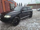 Volkswagen Touareg 2006 годаfor4 700 000 тг. в Петропавловск – фото 3