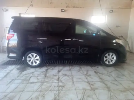 Toyota Alphard 2012 года за 6 500 000 тг. в Атырау