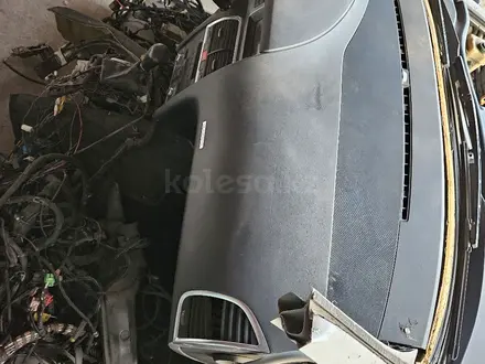 Торпедо Торпеда панель на Audi Q7 за 85 000 тг. в Шымкент – фото 2