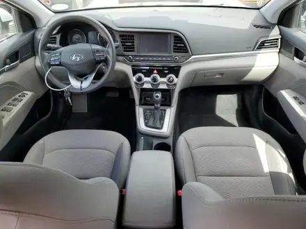 Hyundai Elantra 2019 года за 7 900 000 тг. в Усть-Каменогорск – фото 2