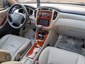 Toyota Highlander 2004 годаүшін8 200 000 тг. в Алматы – фото 11