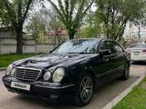 Mercedes-Benz E 320 2000 года за 4 000 000 тг. в Алматы – фото 3