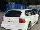Porsche Cayenne 2005 года за 3 800 000 тг. в Караганда – фото 2