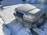 Mercedes-Benz E 230 1991 годаfor1 900 000 тг. в Алматы